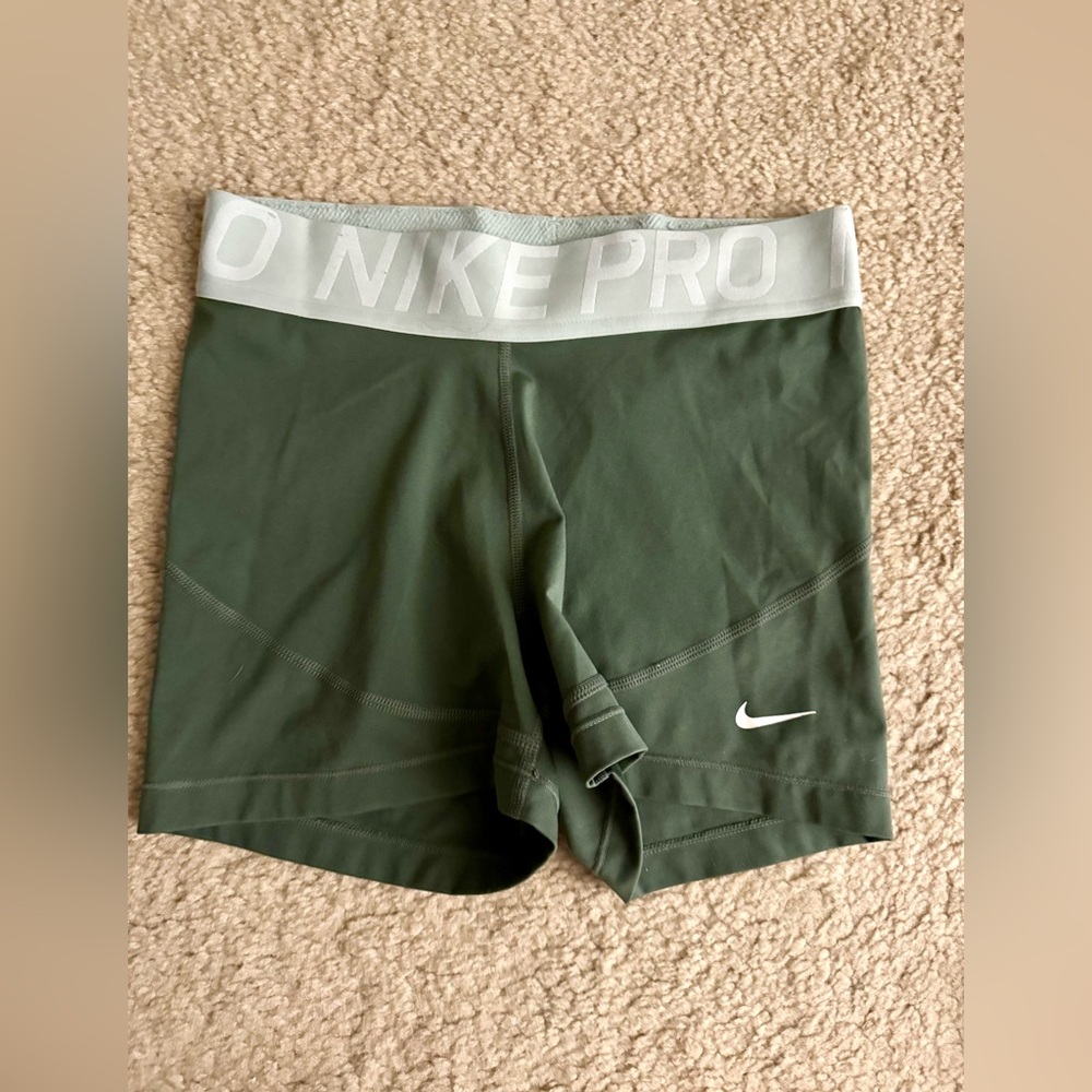 Nike Pro Women's Shorts Trio - Red, Black, Olive - Picture 2 of 10